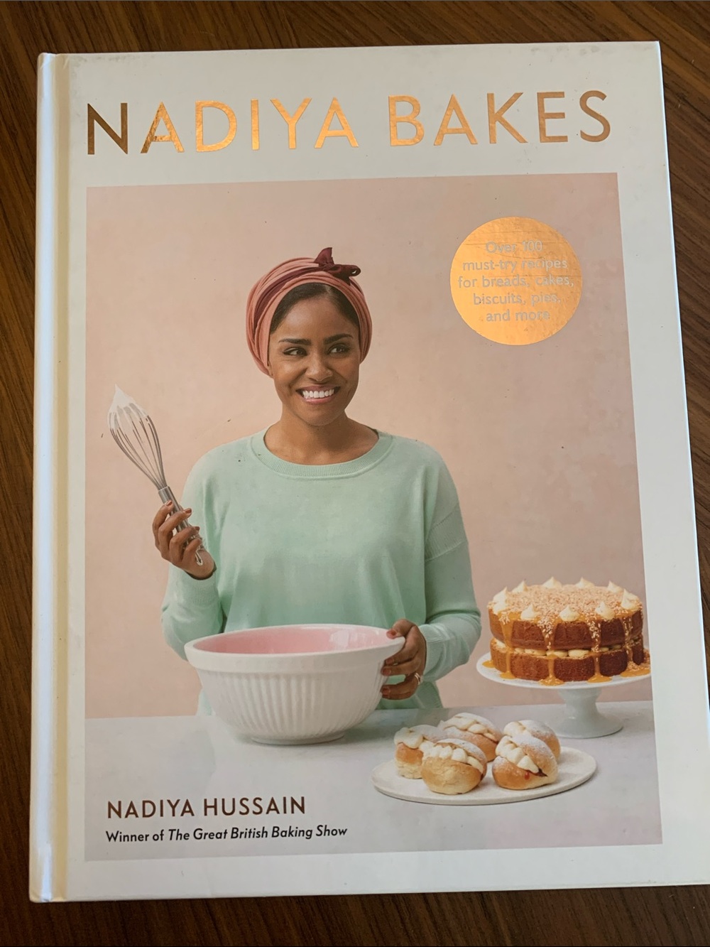 Nadiya Bakes Cookbook - Mint Cover